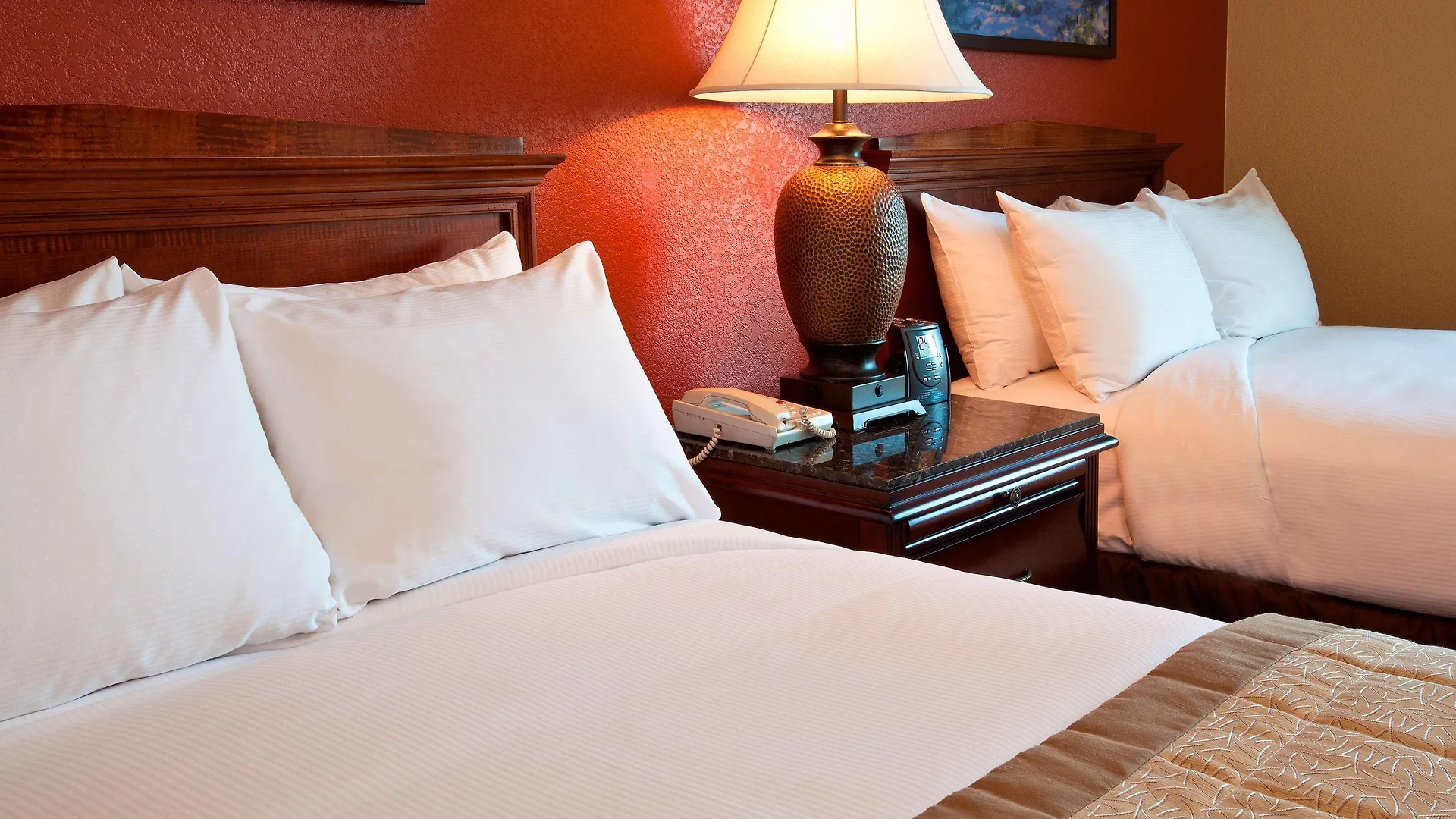 Embassy Suites By Hilton Sacramento Riverfront Promenade Hotel