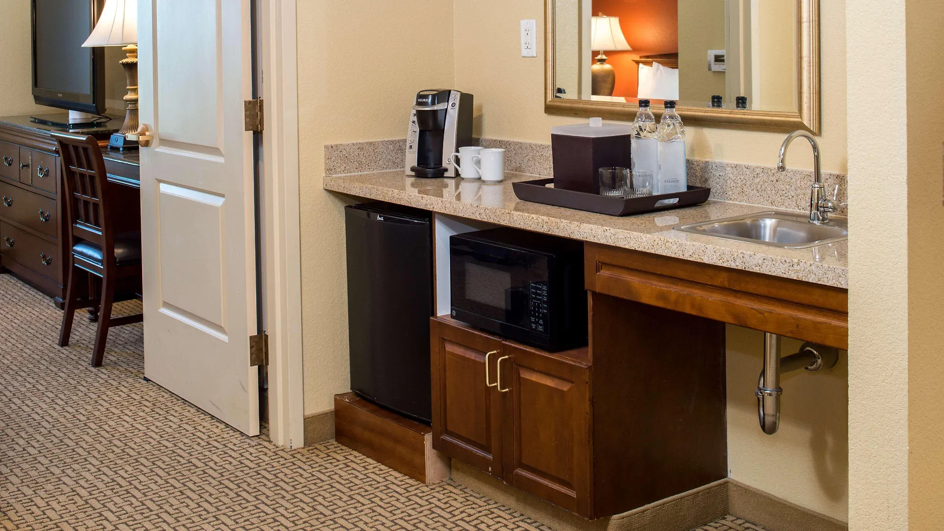 Hotel Embassy Suites By Hilton Sacramento Riverfront Promenade