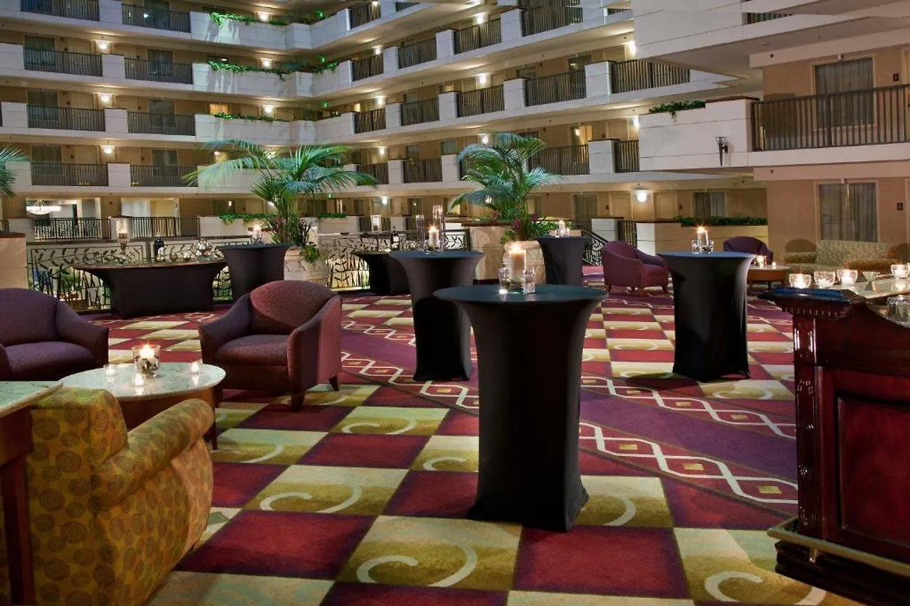Embassy Suites By Hilton Sacramento Riverfront Promenade 4*,  États-Unis
