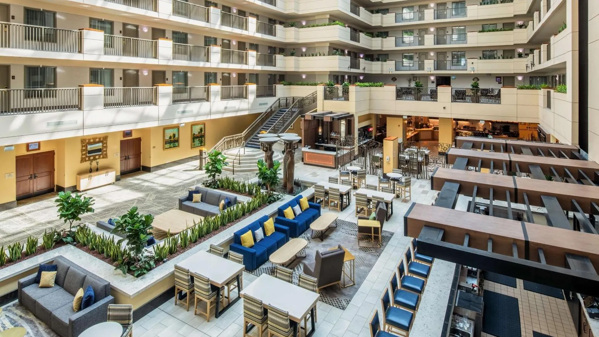 Hotel Embassy Suites By Hilton Sacramento Riverfront Promenade