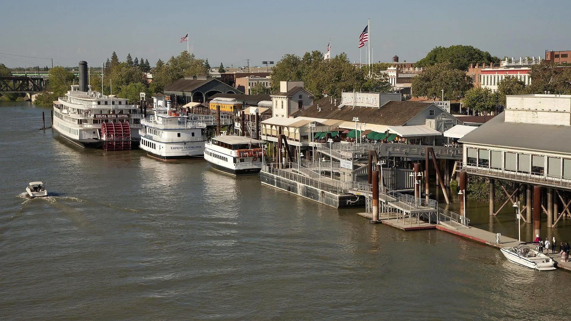 Hotel Embassy Suites By Hilton Sacramento Riverfront Promenade